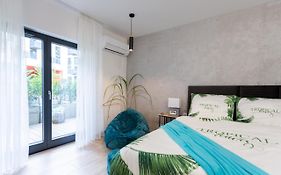 Luxurycity Apartment With Terrace